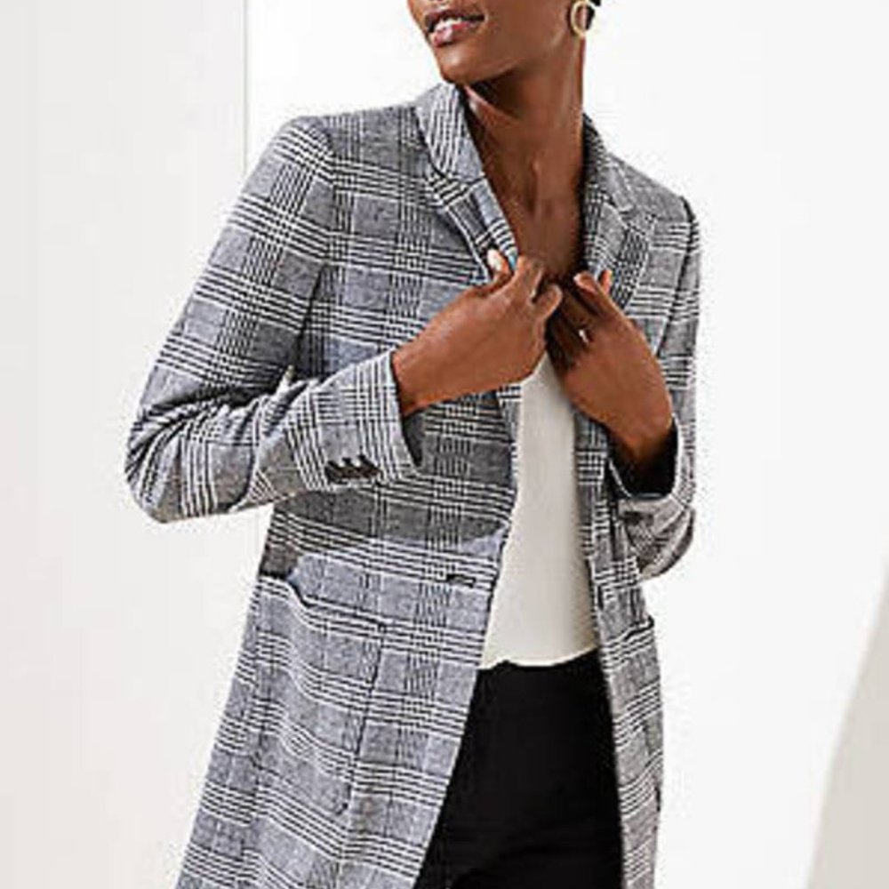 Loft long plaid blazer in Size 8
